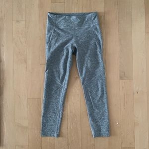Outdoor voices grey small leggings